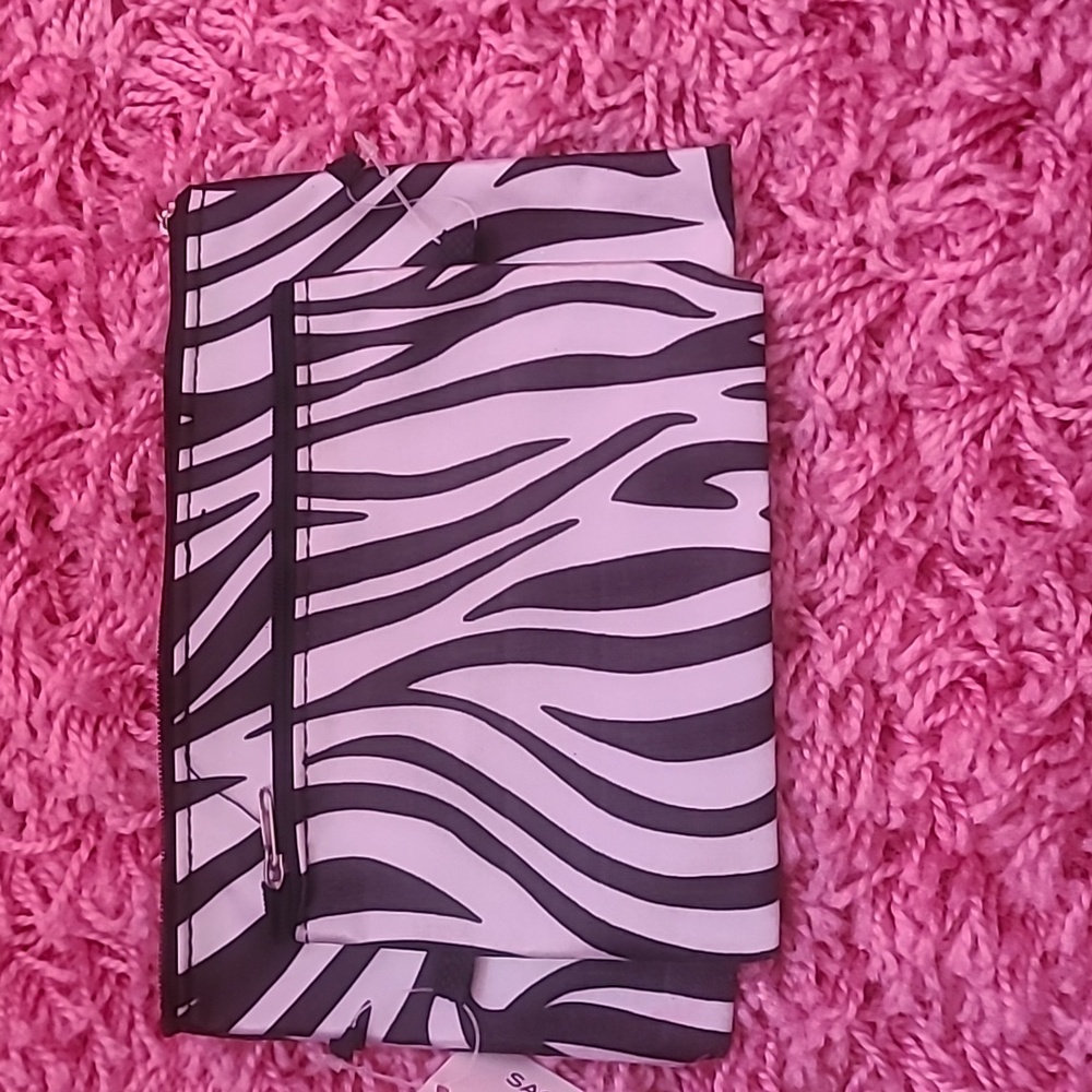 NWT zebra Cosmetic Pouch